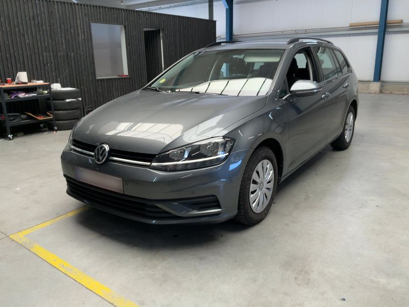 Volkswagen Golf VII 1.6 TDI Trendline BlueMotion Tech