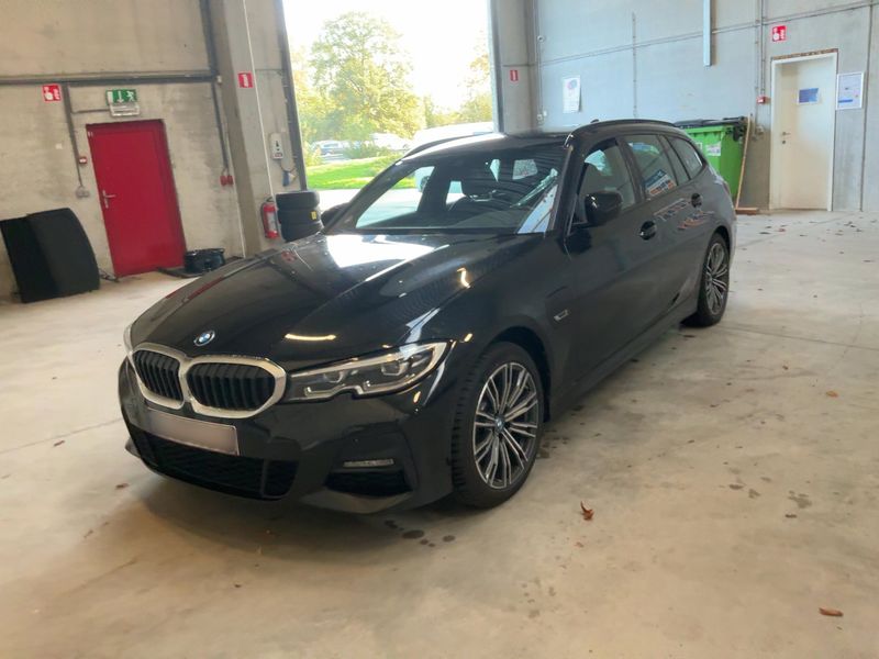 BMW 3 серия 320e M Sport