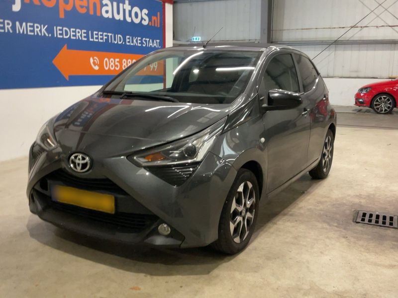 Toyota Aygo 1.0 VVT-i X-Play
