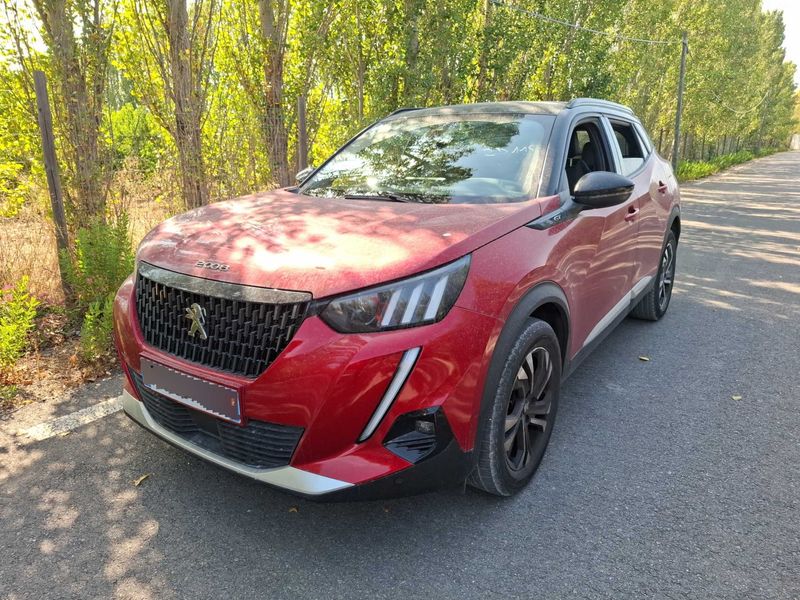 Peugeot 2008 1.2 PureTech GT