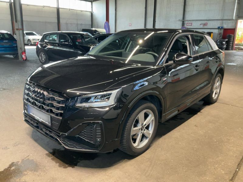 Audi Q2 35 TFSI S line