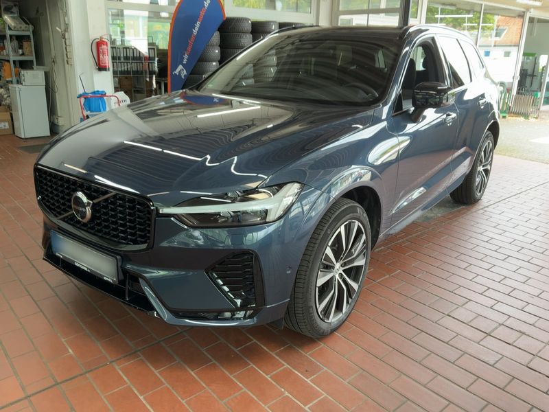 Volvo XC60 2.0 B4 Mild-Hybrid Plus Dark 2WD