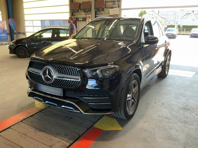 Mercedes-Benz GLE-Klasse GLE 350 d 4Matic AMG Line