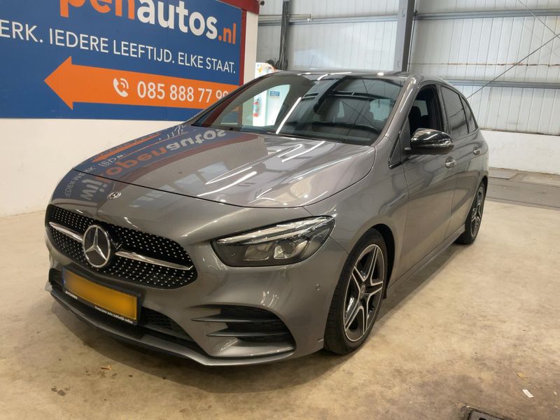 Mercedes-Benz B-Klasse B 200 AMG Line