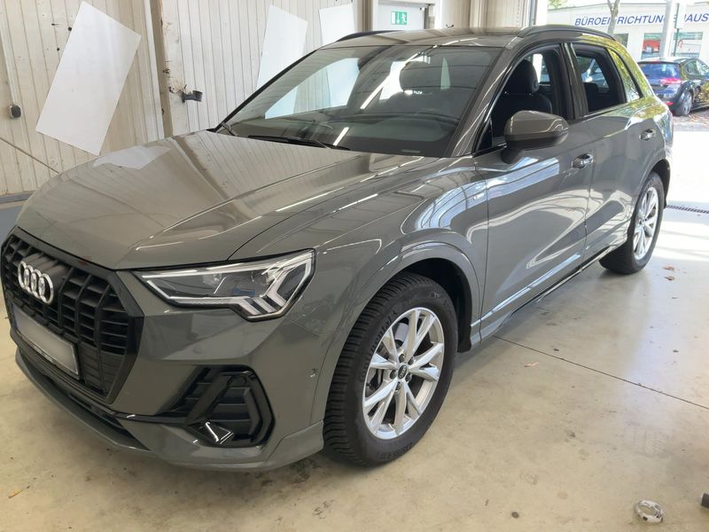 Audi Q3 40 Tfsi quattro S line