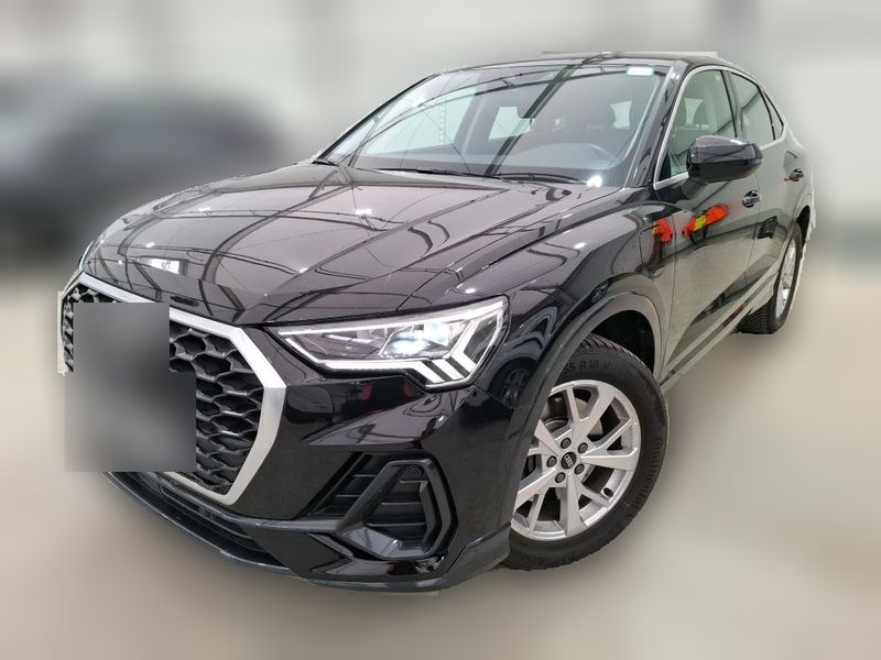 Audi Q3 Sportback 45 TFSIe Business Line