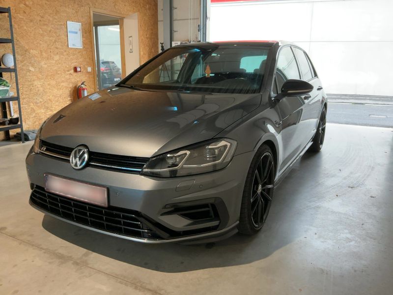 Volkswagen Golf VII 2.0 TSI R 4Motion BlueMotion Tech