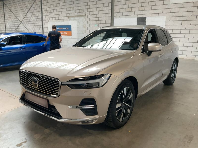 Volvo XC60 2.0 B5 Mild-Hybrid Plus Bright AWD