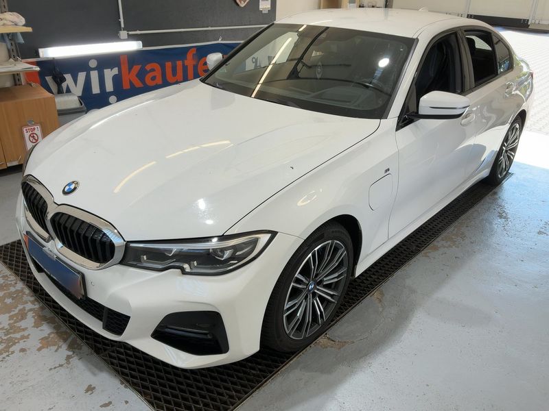 BMW 3er 330e M Sport