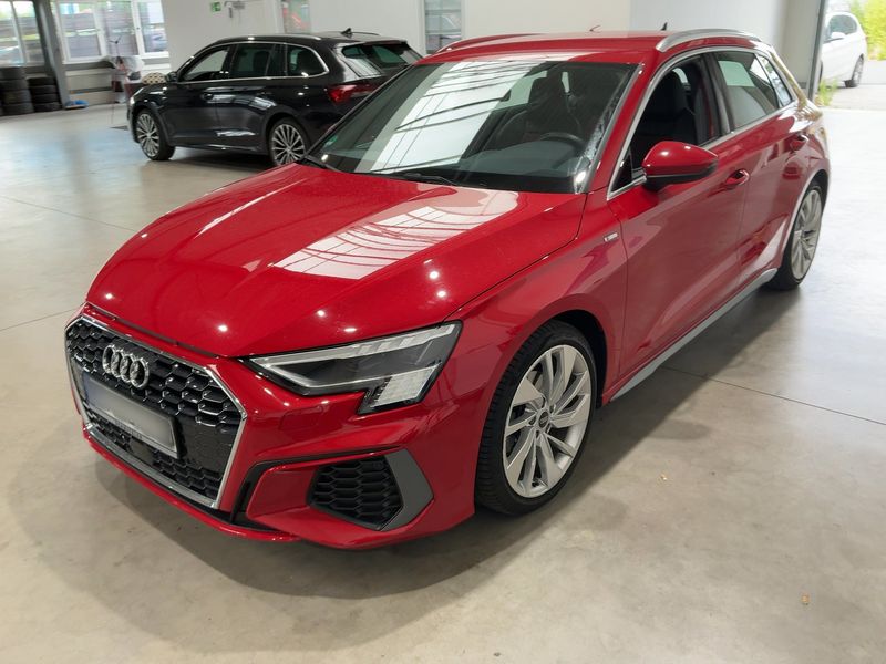 Audi A3 Sportback 35 TFSI Mild-Hybrid S line
