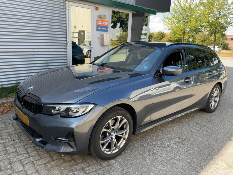 BMW 3er 320i Sport Line
