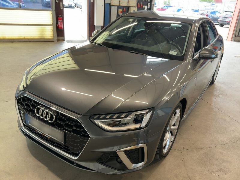 Audi A4 40 TFSI Mild-Hybrid S line