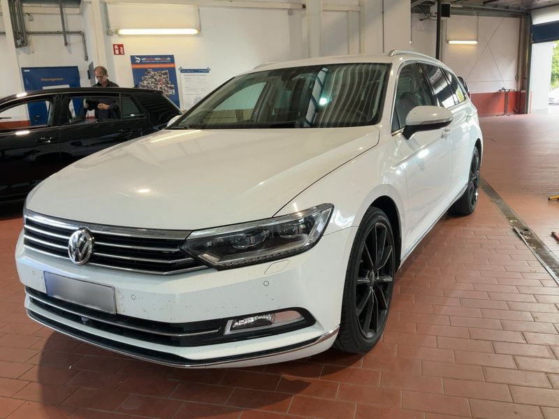 Volkswagen Passat 2.0 TDI Highline 4Motion BlueMotion Tech