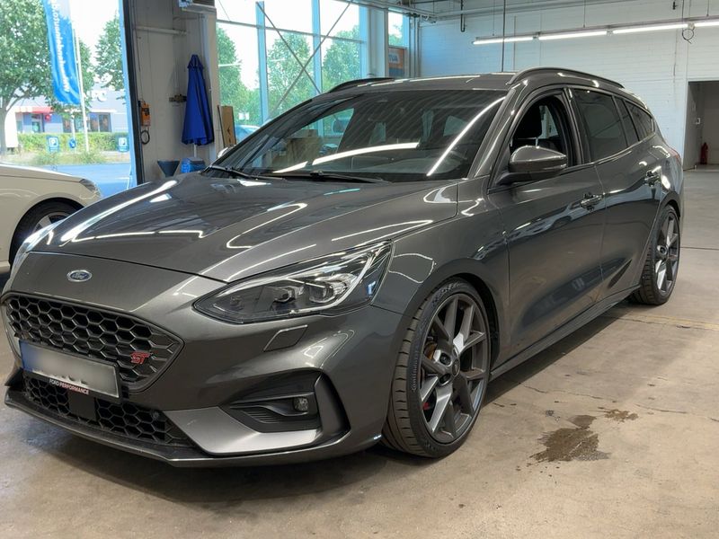 Ford Focus 2.3 EcoBoost ST