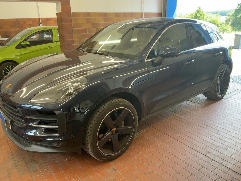 Porsche Macan S
