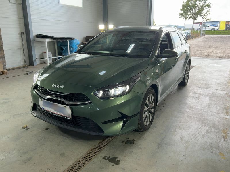 Kia cee'd 1.5 TGDI Mild-Hybrid Silber