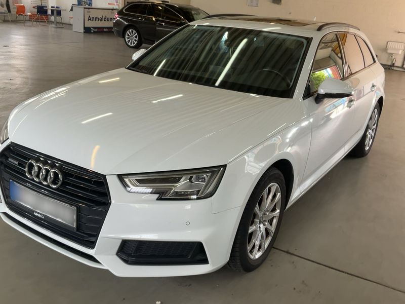 Audi A4 40 TDI quattro Sport