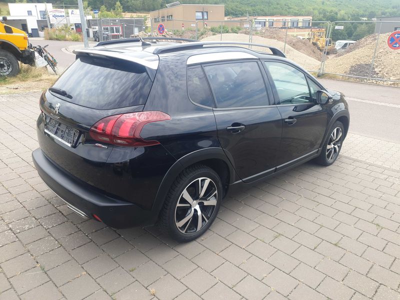 Peugeot 2008 1.2 PureTech Allure