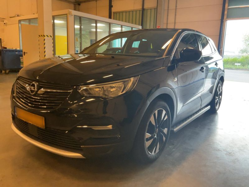 Opel Grandland X 1.2 Turbo Innovation