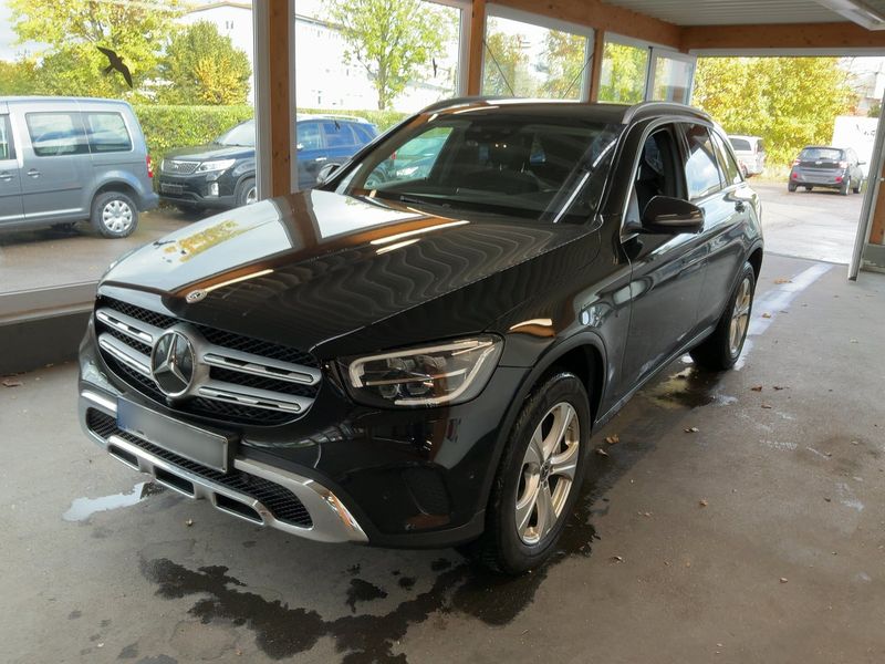 Mercedes-Benz GLC-класс GLC 300e 4Matic