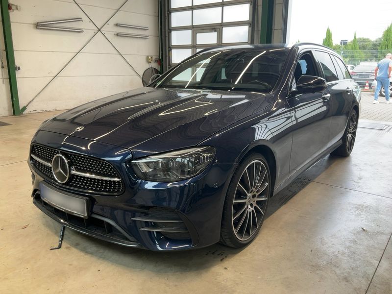 Mercedes-Benz E-Klasse E 300 Mild-Hybrid T AMG Line
