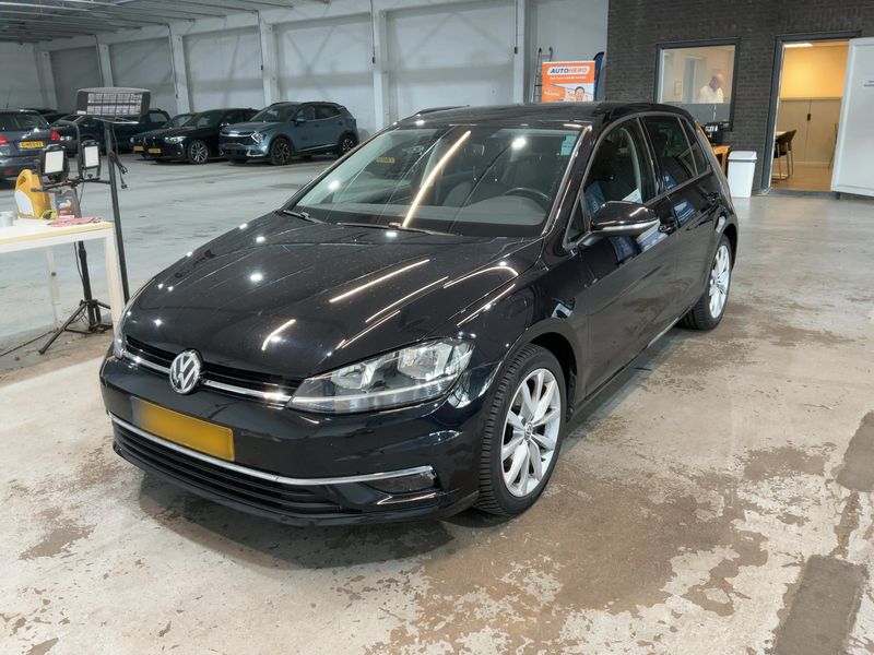 Volkswagen Golf VII 1.5 TSI ACT Highline BlueMotion Tech