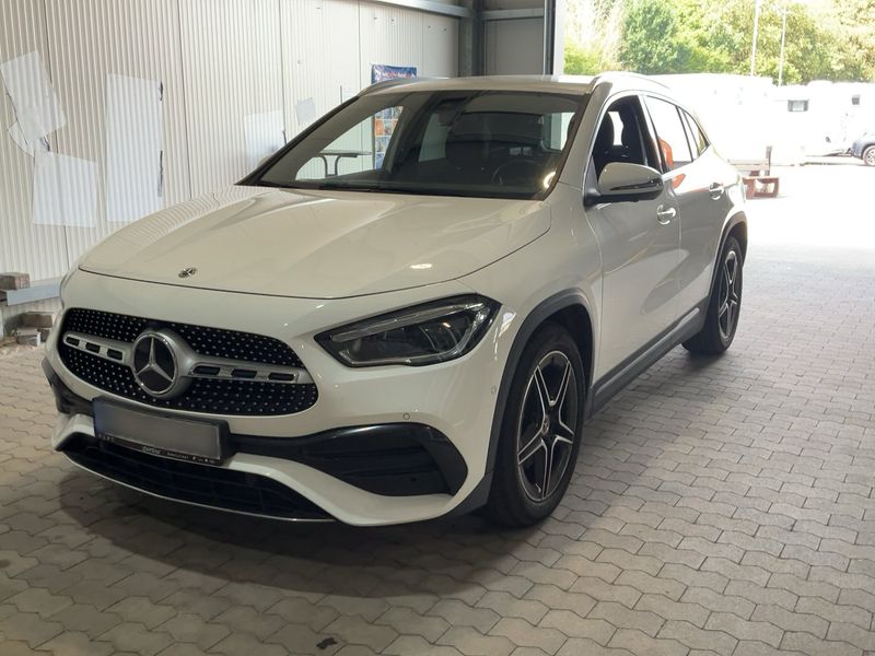 Mercedes-Benz GLA-Klasse GLA 250 AMG Line