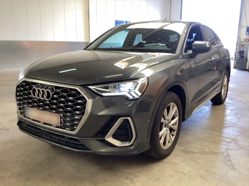 Audi Q3 Sportback 45 TFSIe S line