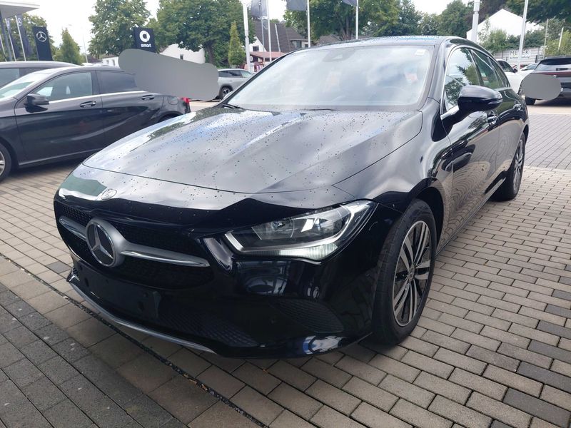 Mercedes-Benz CLA-Klasse CLA 200 d Shooting Brake 4Matic Progressive