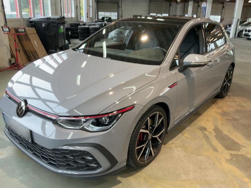Volkswagen Golf VIII 2.0 TSI GTI