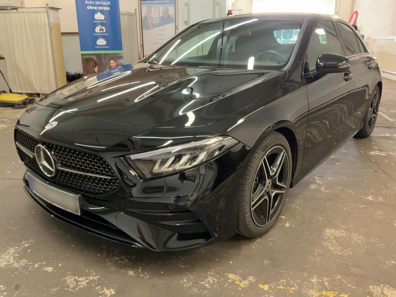 Mercedes-Benz A-Klasse Limousine A 200 Mild-Hybrid AMG Line