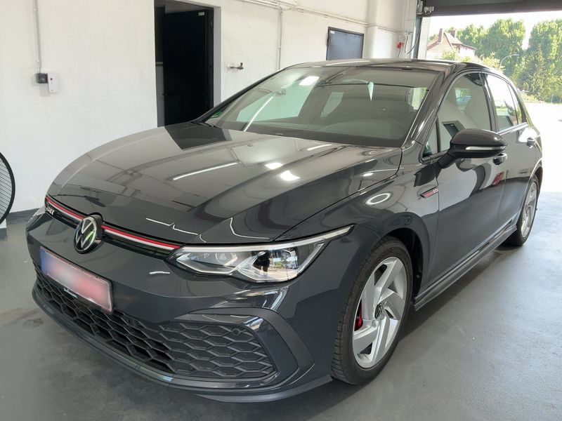 Volkswagen Golf VIII 2.0 TSI GTI