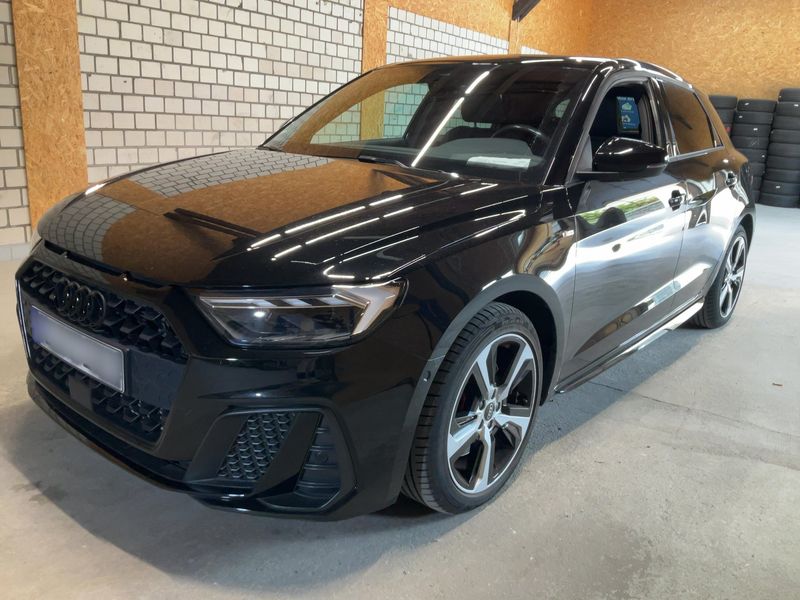 Audi A1 Sportback 40 TFSI S line