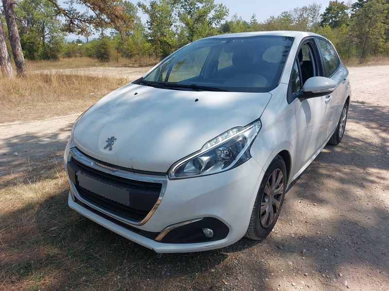 Peugeot 208 1.2 PureTech Blue Lease Active