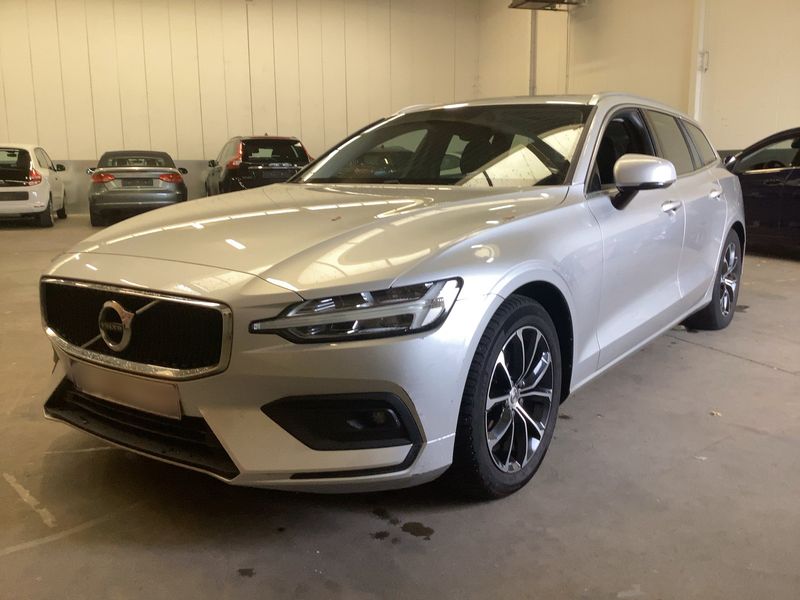 Volvo V60 2.0 D3 Momentum Pro