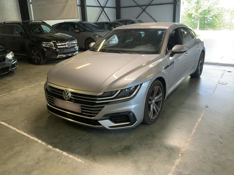 Volkswagen Arteon 2.0 TDI R-Line