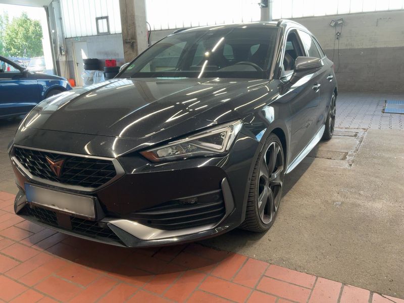 Cupra Leon 2.0 TSI VZ 4Drive