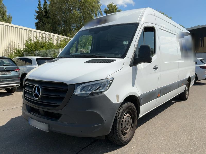 Mercedes-Benz Sprinter 319 CDI RWD L3 / L4