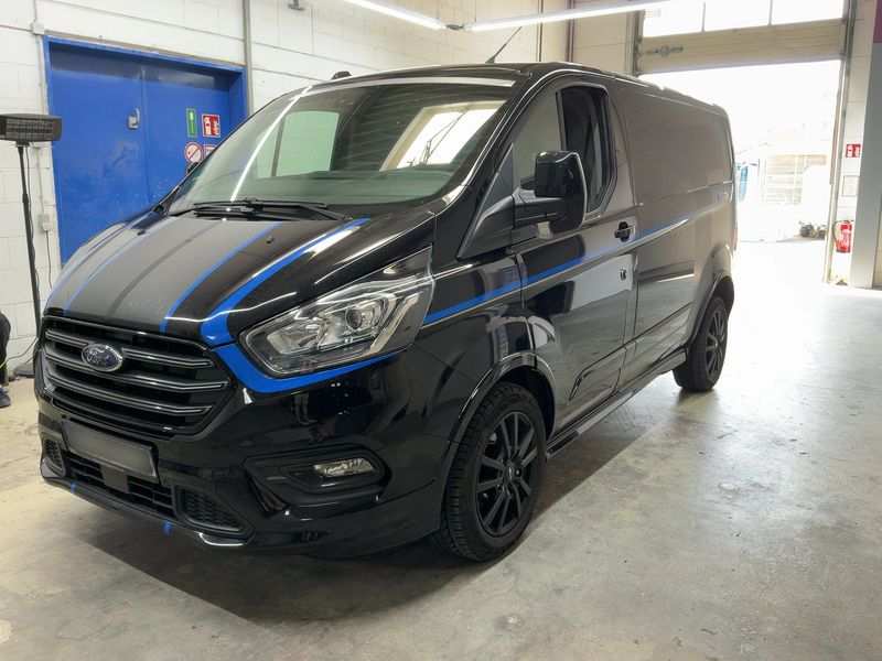 Ford Tourneo Custom 2.0 TDCi 320 L1 Tourneo Sport