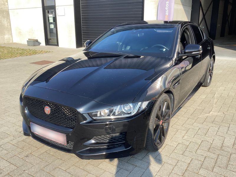 Jaguar XE 25t R-Sport