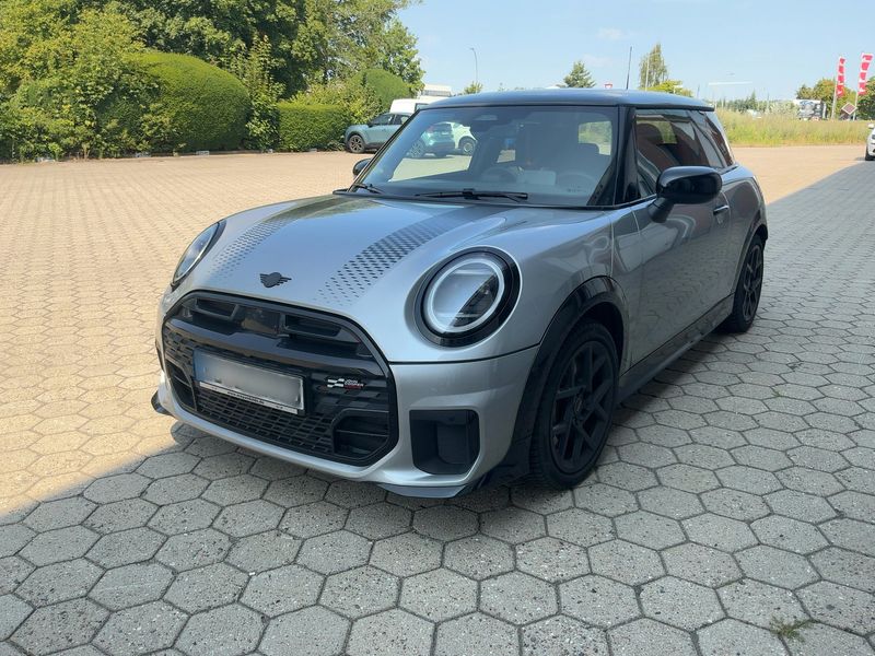 MINI Cooper S John Cooper Works Trim