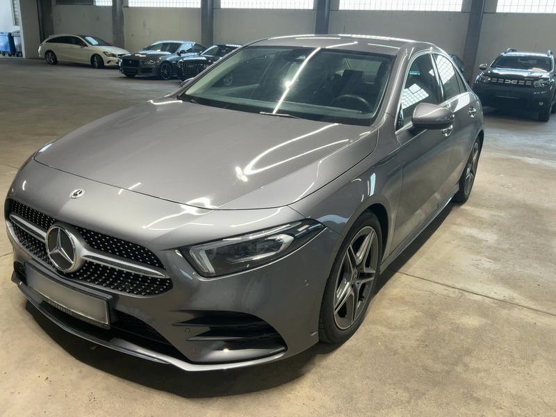 Mercedes-Benz A-Klasse A 220 d AMG Line