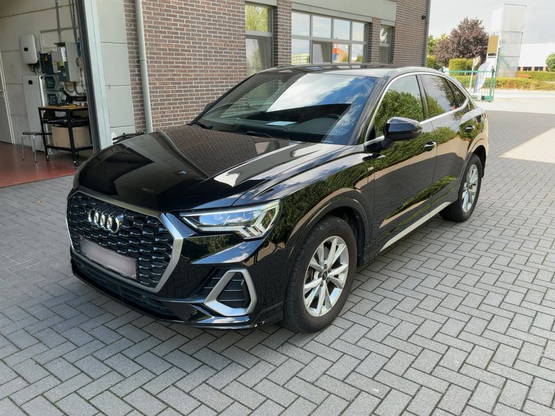 Audi Q3 Sportback 45 TFSIe S line