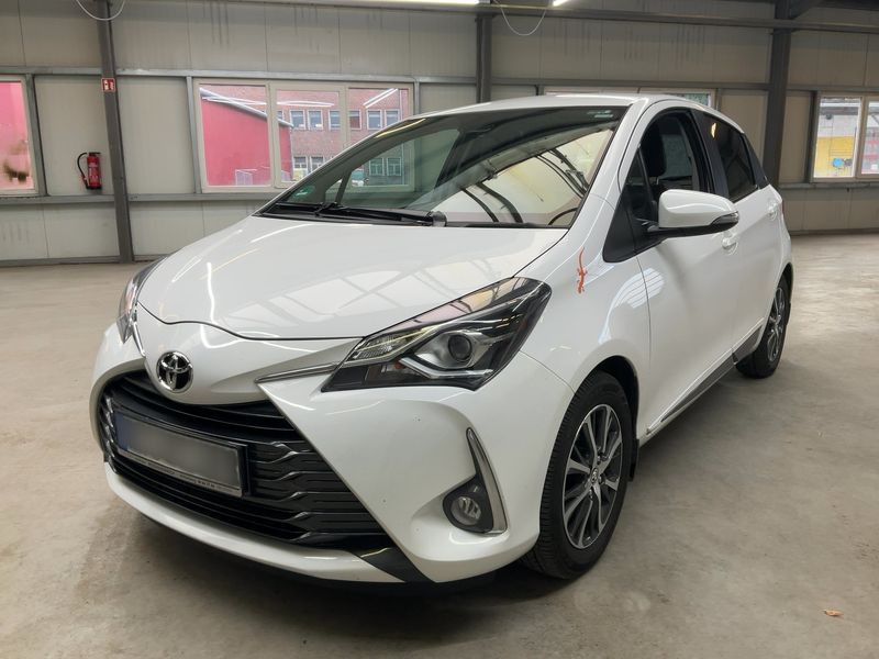 Toyota Yaris 1.5 Design Y20