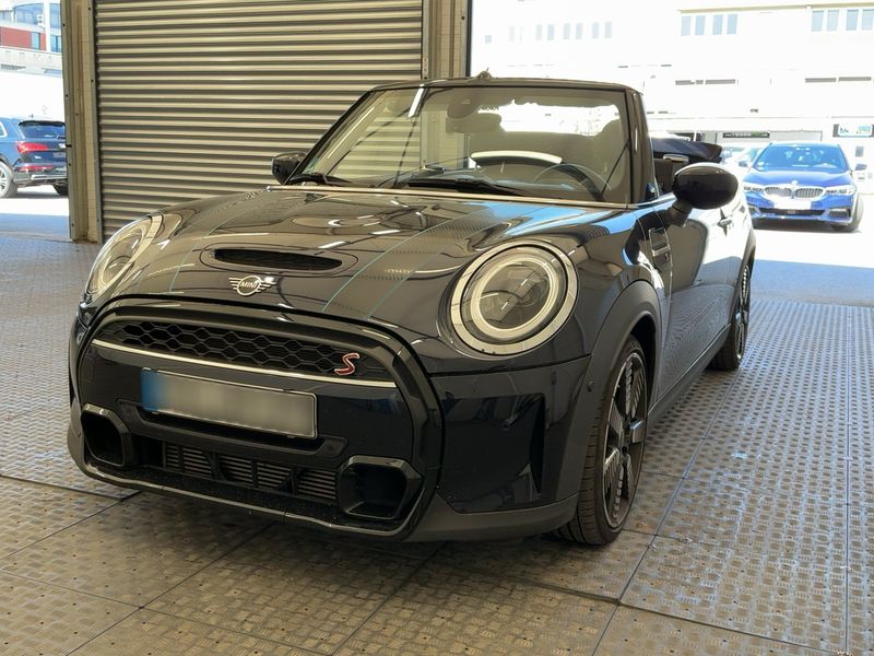 MINI Cabrio Cooper S Sidewalk Edition
