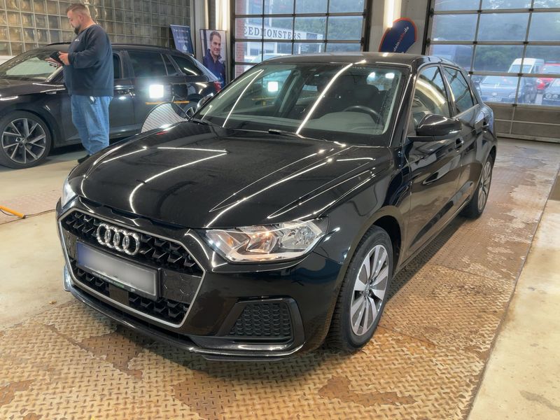 Audi A1 Sportback 30 TFSI Advanced
