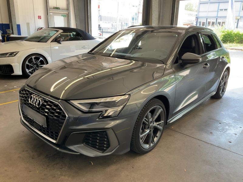 Audi A3 Sportback 35 TFSI Mild-Hybrid S line