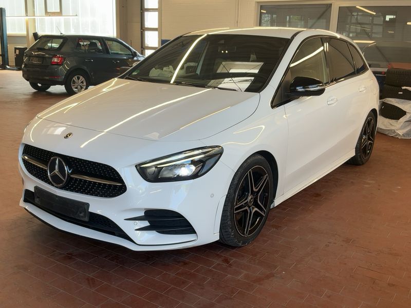 Mercedes-Benz B-Klasse B 200 AMG Line