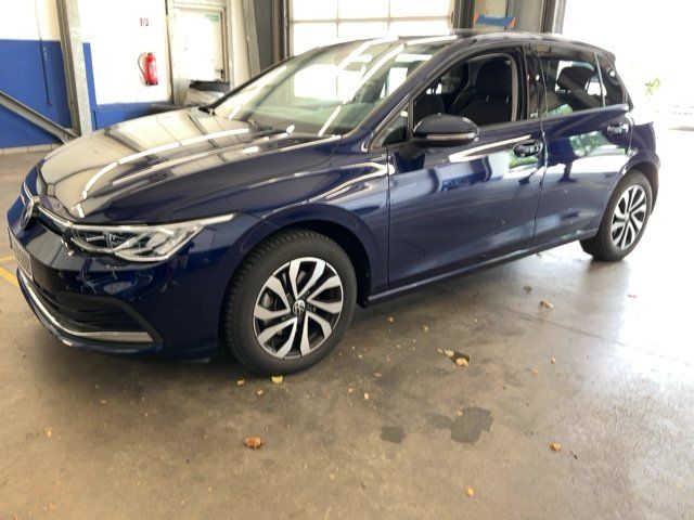 Volkswagen Golf VIII 1.0 TSI Active