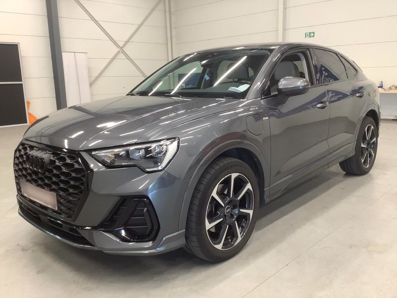 Audi Q3 Sportback 45 TFSIe S line
